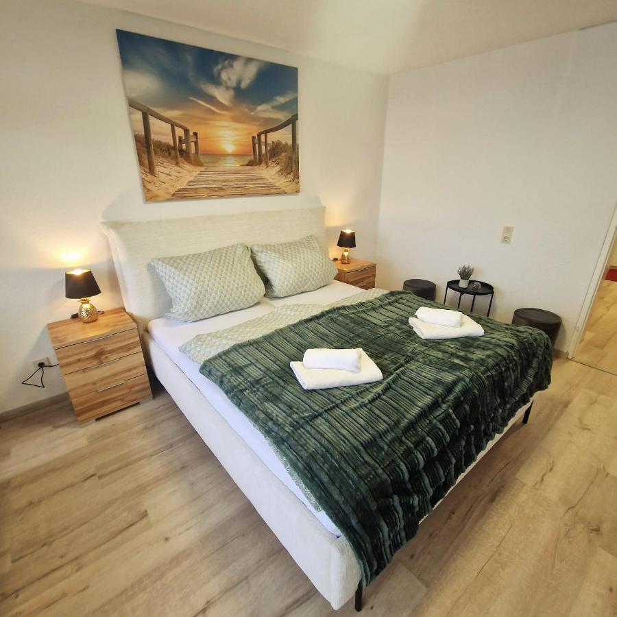 Ferienwohnung Mit Meerblick In Bad Zwischenahn Eksteriør bilde